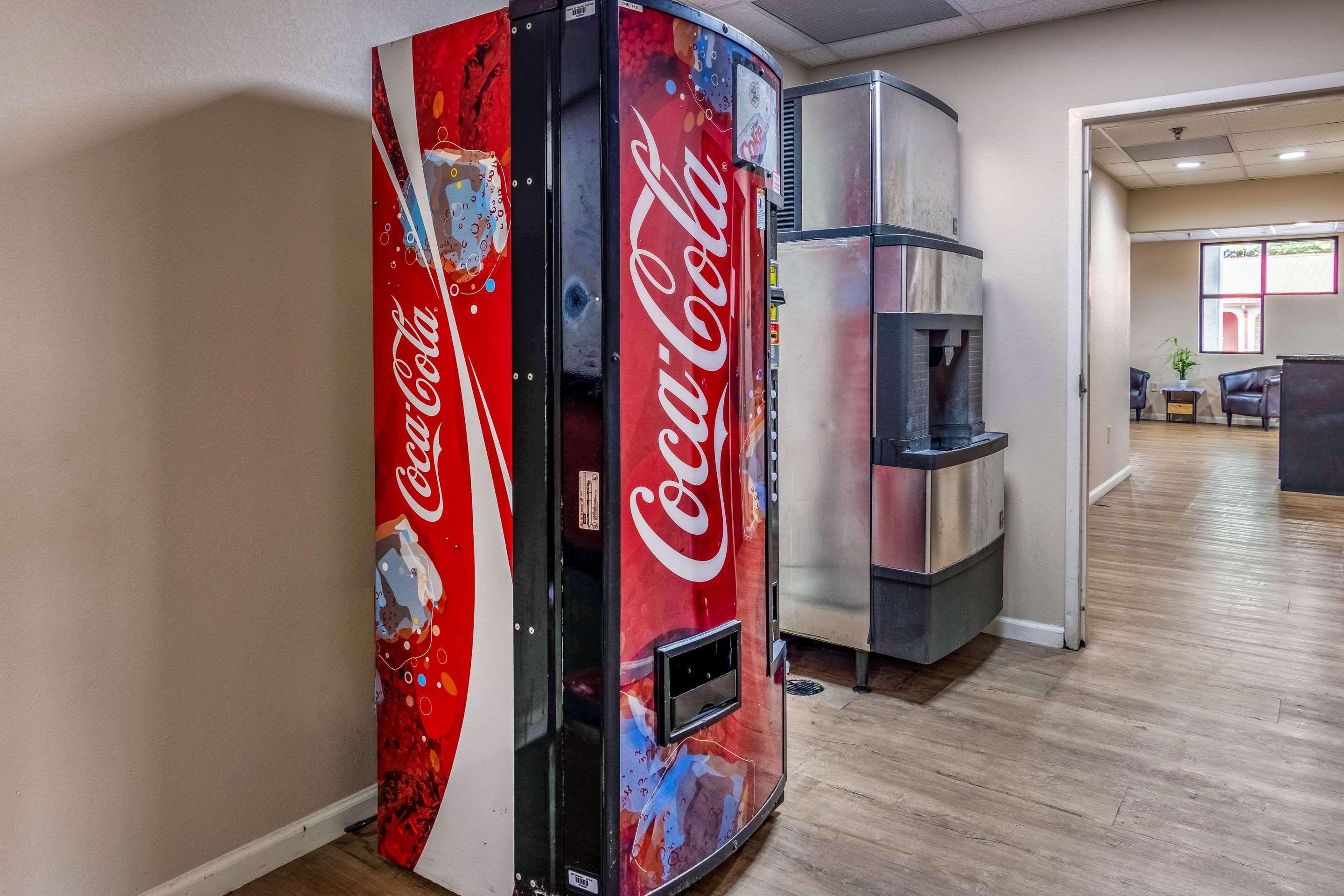 Americas Best Value Inn Opelika Exteriör bild