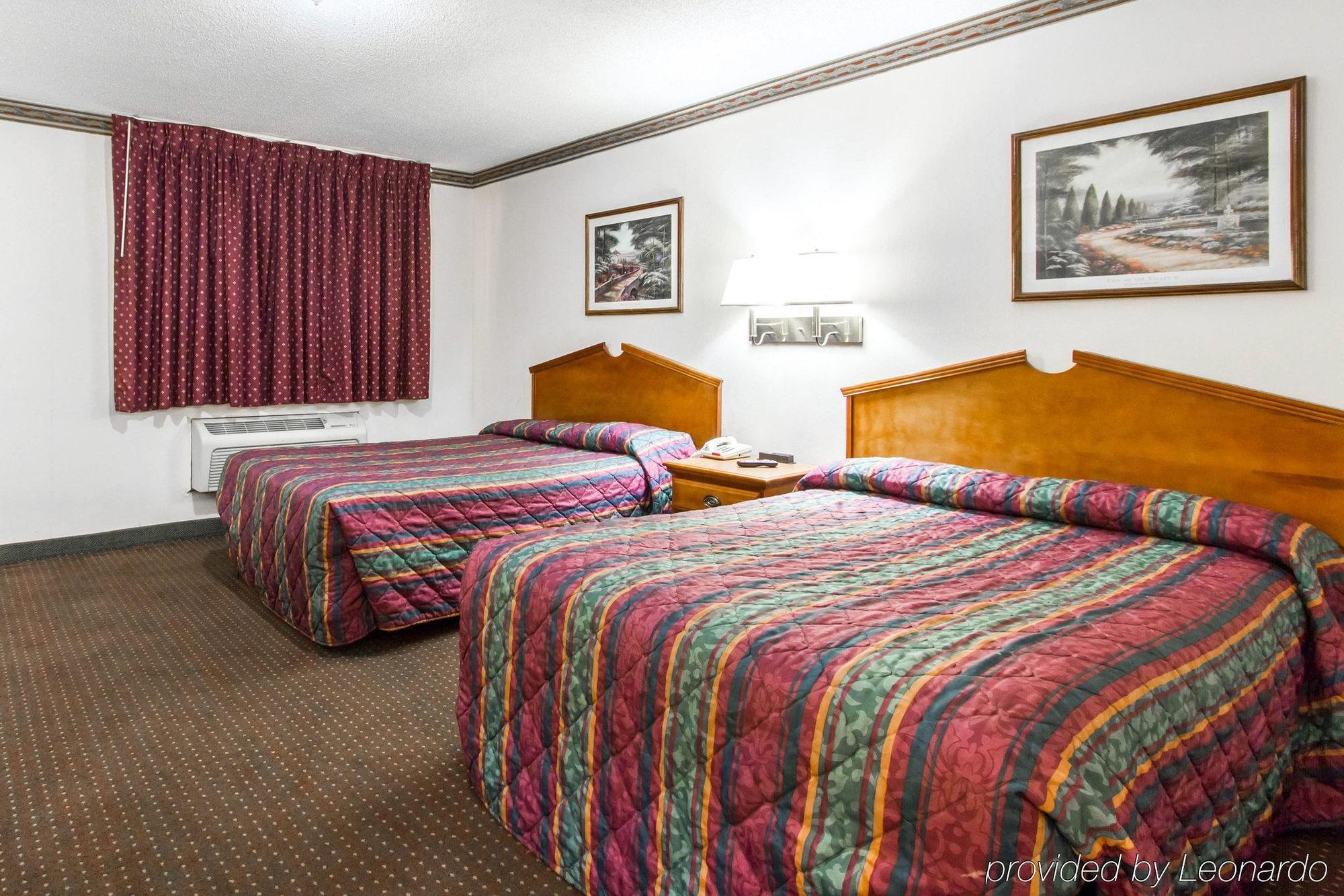 Americas Best Value Inn Opelika Exteriör bild