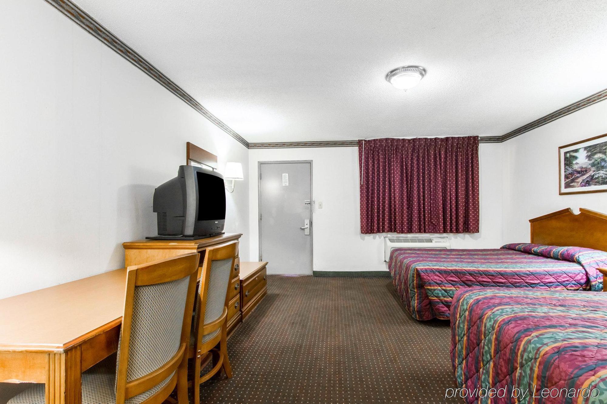 Americas Best Value Inn Opelika Exteriör bild