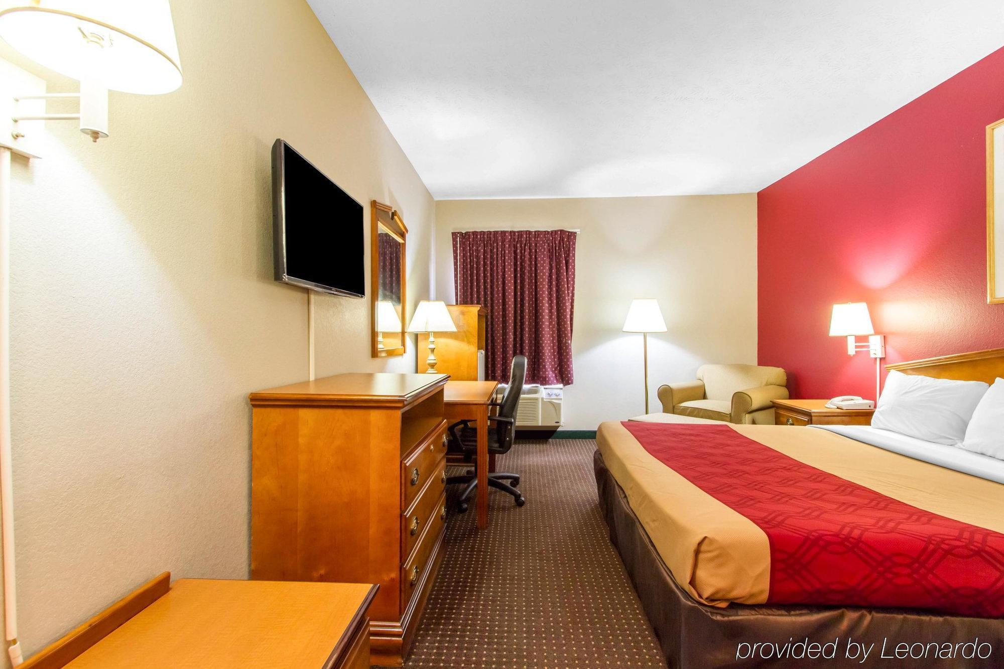 Americas Best Value Inn Opelika Exteriör bild
