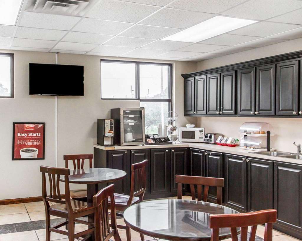 Americas Best Value Inn Opelika Restaurang bild