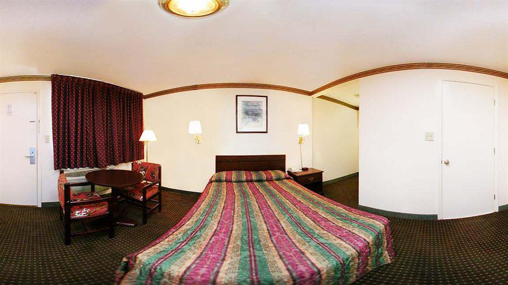 Americas Best Value Inn Opelika Exteriör bild